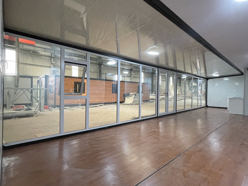 40ft Glass Curtain Wall