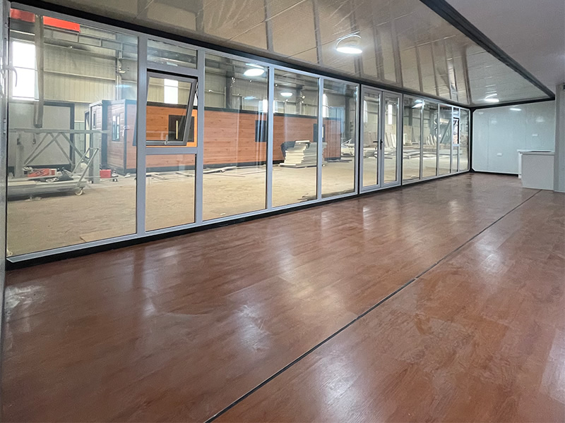 40ft Glass Curtain Wall