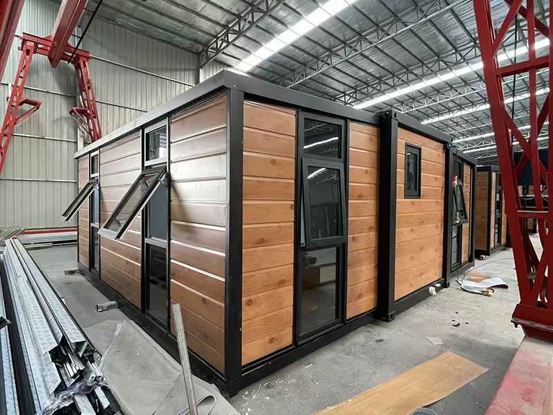 20ft Long Window&Metal Carved Panel